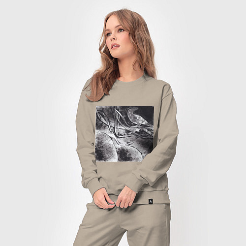 Женский костюм Графика: ворон / Миндальный – фото 3