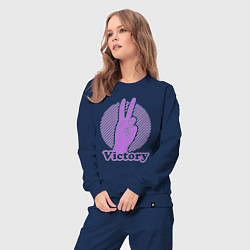 Костюм хлопковый женский Victory hand gesture, цвет: тёмно-синий — фото 2