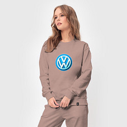 Костюм хлопковый женский Volkswagen logo blue, цвет: пыльно-розовый — фото 2