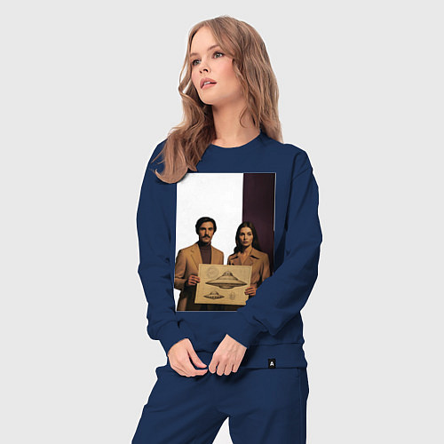 Женский костюм Мужчина и женщина с чертежом НЛО ретро поп-арт 197 / Тёмно-синий – фото 3