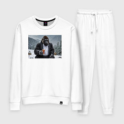 Костюм хлопковый женский Горилла в костюме: зимний релакс, цвет: белый