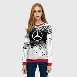 Свитшот женский Mercedes-Benz: Black Spray, цвет: 3D-красный — фото 2