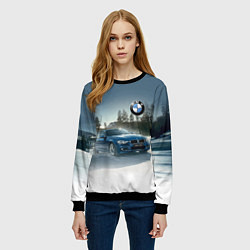 Свитшот женский Крутая бэха мчится по лесной дороге, цвет: 3D-черный — фото 2