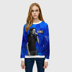 Свитшот женский Bones стоит с микрофоном, цвет: 3D-белый — фото 2