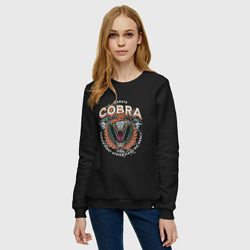 Женский свитшот Кобра Кай - логотип с Коброй Cobra Kai Logo / Черный – фото 3