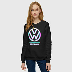 Свитшот хлопковый женский Значок Volkswagen в стиле glitch, цвет: черный — фото 2