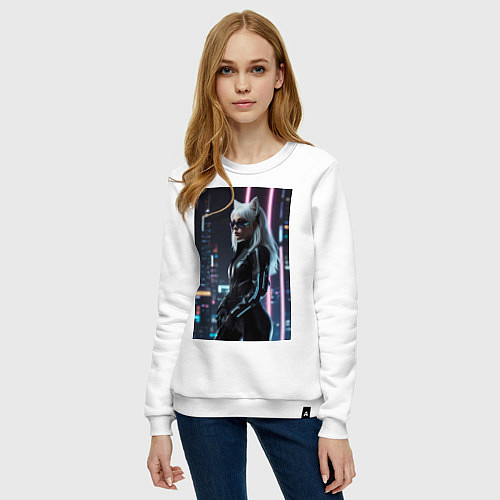 Женский свитшот Девушка с кошачьими ушами стоит на фоне небоскребо / Белый – фото 3