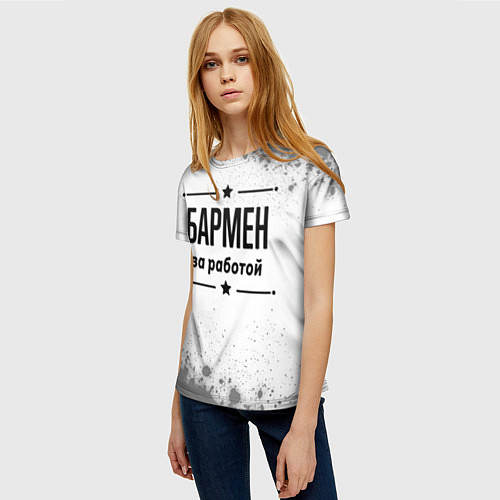 Женская футболка Бармен за работой - на светлом фоне / 3D-принт – фото 3