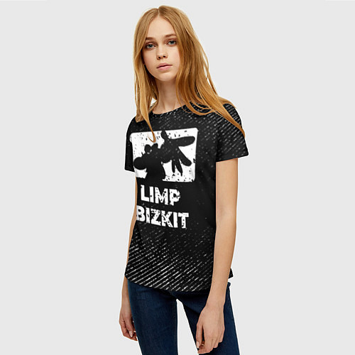 Женская футболка Limp Bizkit с потертостями на темном фоне / 3D-принт – фото 3