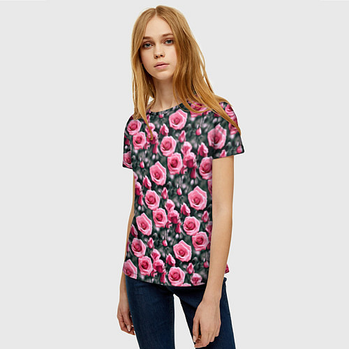 Женская футболка Кусты розовых роз на сером фоне / 3D-принт – фото 3