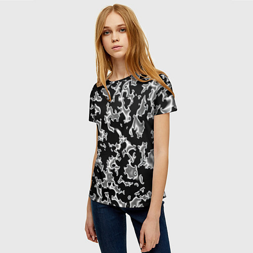 Женская футболка Капли жидкого металла - камуфляж на чёрном / 3D-принт – фото 3
