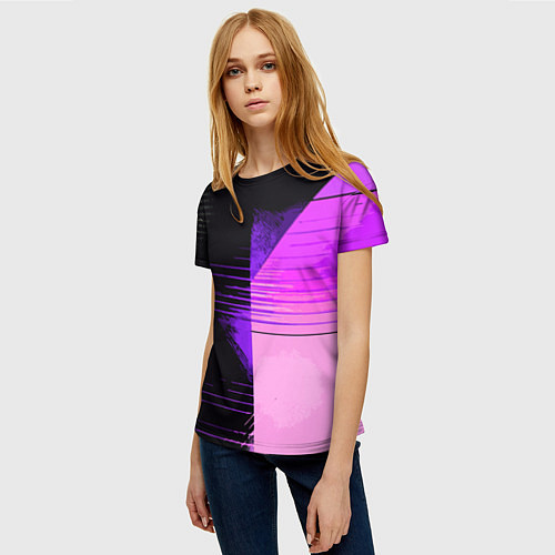 Женская футболка Горизонтальные полосы на чёрно-розовом фоне / 3D-принт – фото 3
