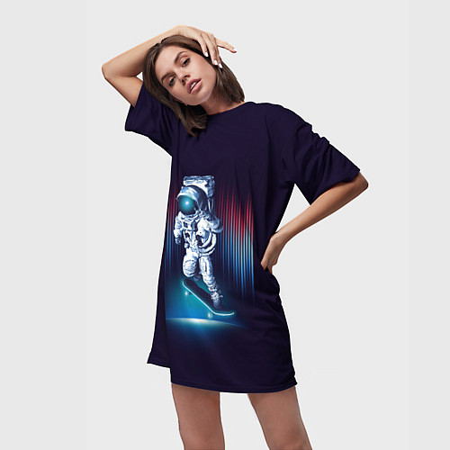 Женская длинная футболка Космический скейтбордист / 3D-принт – фото 3
