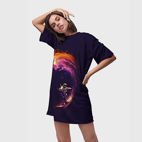 Женская длинная футболка Космический серфинг / 3D-принт – фото 3