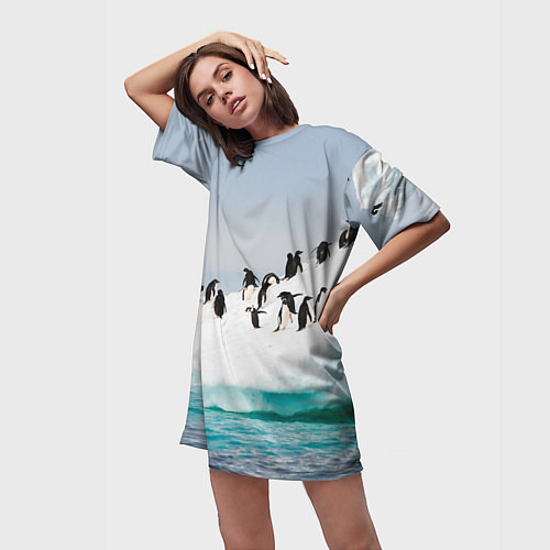 Женская длинная футболка Пингвины на айсберге / 3D-принт – фото 3
