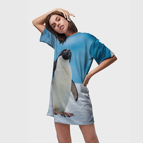 Женская длинная футболка Пингвин на айсберге / 3D-принт – фото 3