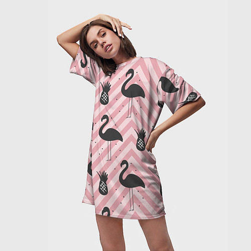 Женская длинная футболка Черный фламинго арт / 3D-принт – фото 3