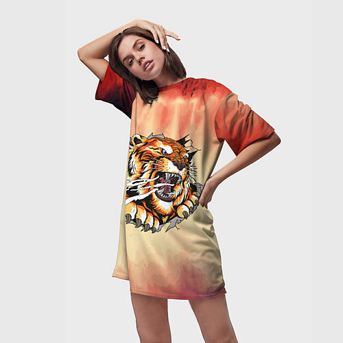 Женская длинная футболка Ярость / 3D-принт – фото 3