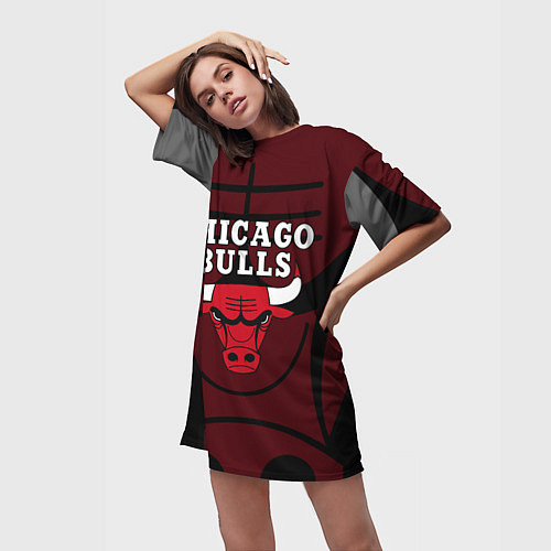 Женская длинная футболка CHICAGO BULLS ЧИКАГО БУЛЛС НА ФОНЕ / 3D-принт – фото 3