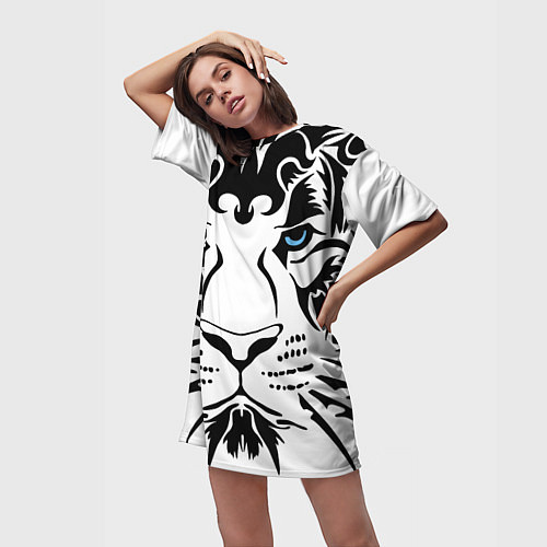 Женская длинная футболка Водяной голубоглазый тигр / 3D-принт – фото 3