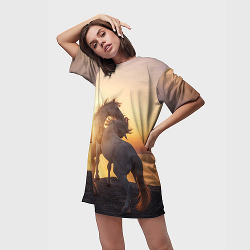 Женская длинная футболка Лошади на закате / 3D-принт – фото 3