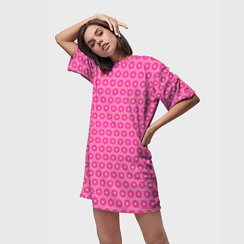 Женская длинная футболка Розовые цветочки - паттерн из ромашек / 3D-принт – фото 3