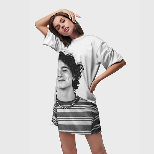 Женская длинная футболка Timothee Chalamet black white photo / 3D-принт – фото 3