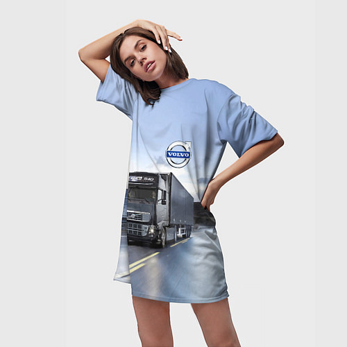 Женская длинная футболка Фура Вольво на трассе / 3D-принт – фото 3