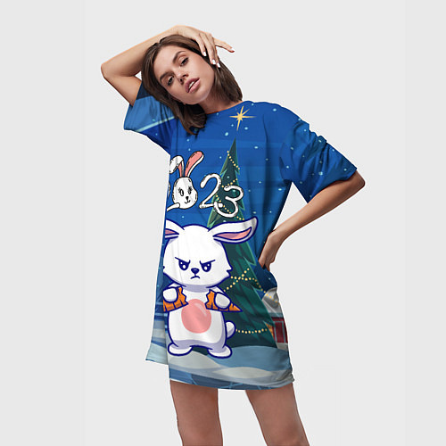 Женская длинная футболка Недовольный заяц с морковкой / 3D-принт – фото 3