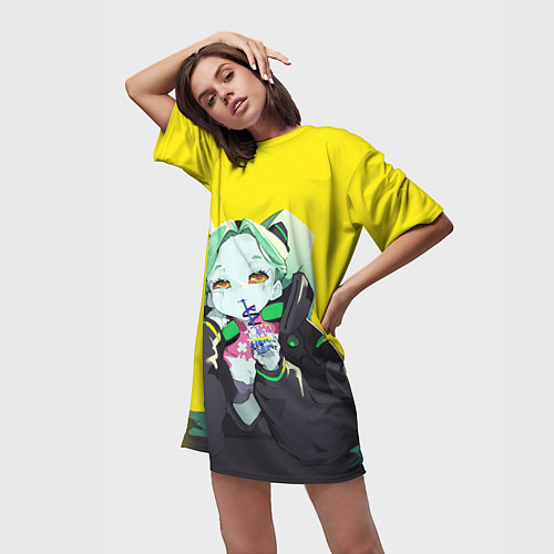 Женская длинная футболка Ребекка пьет коктель - Cyberpunk / 3D-принт – фото 3