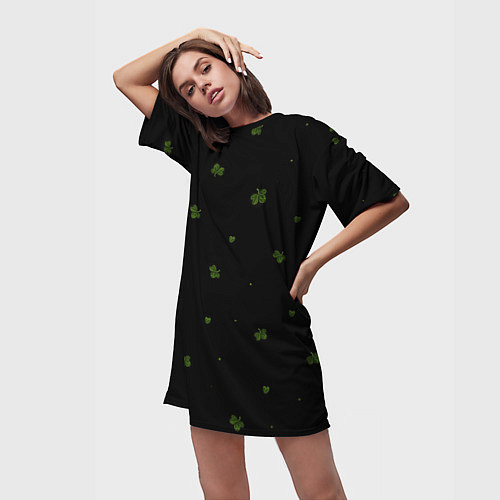 Женская длинная футболка Четырехлистный клевер на черном фоне / 3D-принт – фото 3