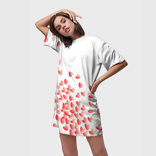 Женская длинная футболка Падающие сердечки / 3D-принт – фото 3