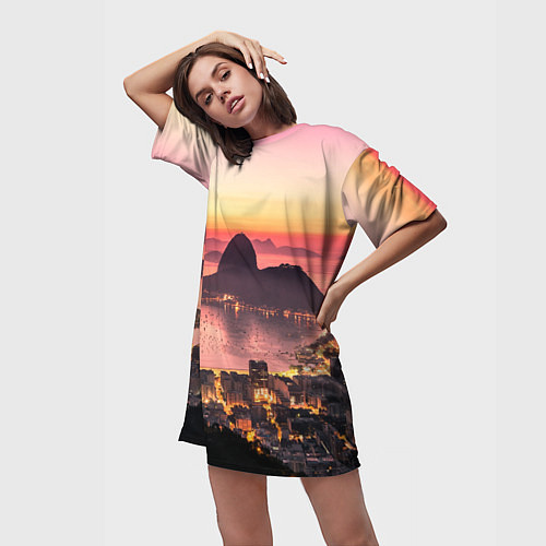 Женская длинная футболка Розовый город между скал / 3D-принт – фото 3