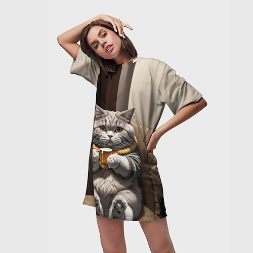 Женская длинная футболка Кот сидит на диване с напитком / 3D-принт – фото 3