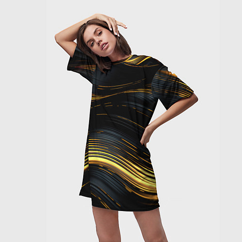 Женская длинная футболка Золотые волны на черном фоне / 3D-принт – фото 3