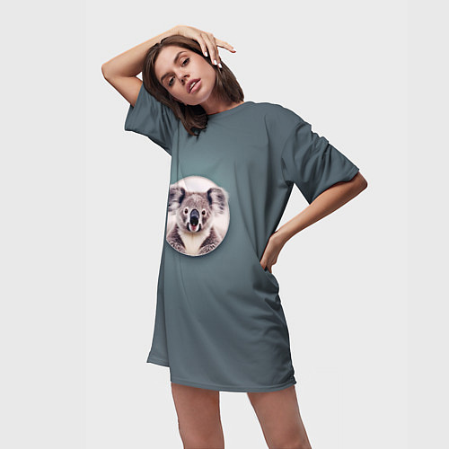 Женская длинная футболка Забавная коала / 3D-принт – фото 3