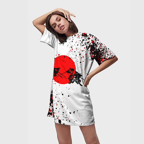 Женская длинная футболка Два самурая / 3D-принт – фото 3