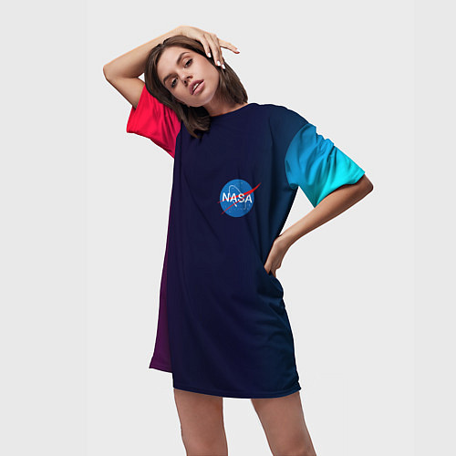 Женская длинная футболка Наса корп спейс / 3D-принт – фото 3