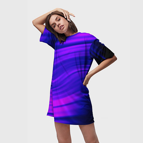 Женская длинная футболка Волнистый абстрактный узор в синих и малиновых тон / 3D-принт – фото 3
