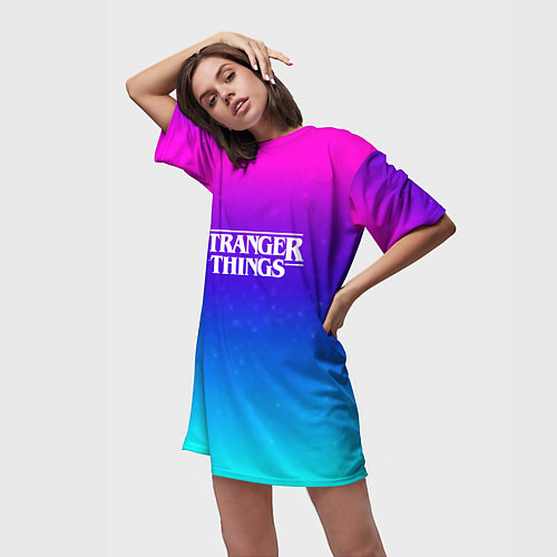 Женская длинная футболка Stranger Things gradient colors / 3D-принт – фото 3