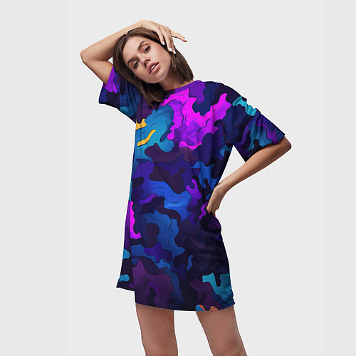 Женская длинная футболка Яркие кислотная разноцветные пятна в виде камуфляж / 3D-принт – фото 3