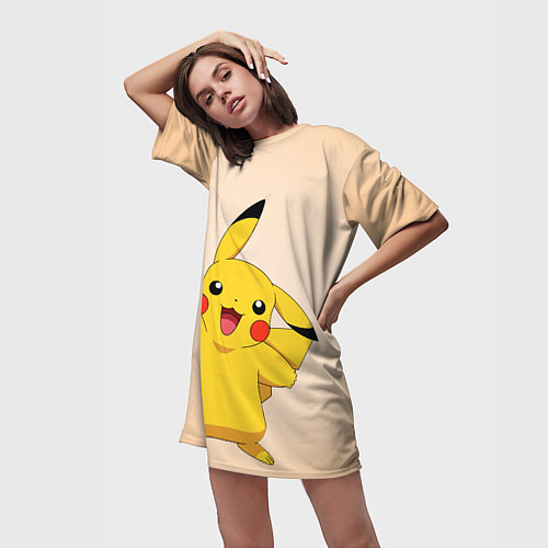 Женская длинная футболка Пикачу на бежевом фоне / 3D-принт – фото 3