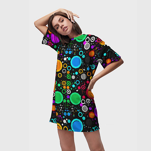 Женская длинная футболка Разноцветные круги / 3D-принт – фото 3