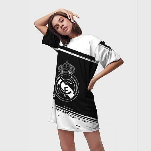 Женская длинная футболка Реал мадрид белое лого / 3D-принт – фото 3
