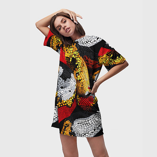 Женская длинная футболка Яркий змеиный паттерн / 3D-принт – фото 3