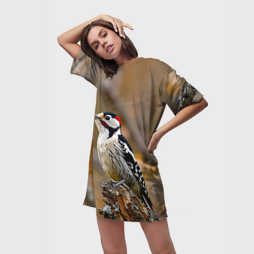 Женская длинная футболка Дятел в лесу / 3D-принт – фото 3