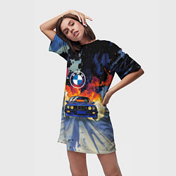 Футболка женская длинная Синяя БМВ за огнем, цвет: 3D-принт — фото 2