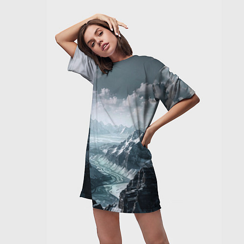 Женская длинная футболка Река горный пейзаж дымчатый синий / 3D-принт – фото 3