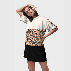 Футболка женская длинная Леопардовый паттерн с черной и бежевой полосой, цвет: 3D-принт — фото 2