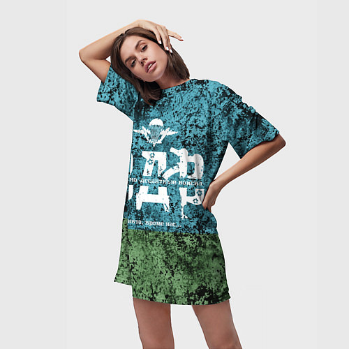 Женская длинная футболка Флаг десантников ВДВ / 3D-принт – фото 3